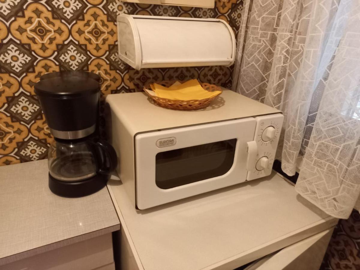 Ferienwohnung ,,Wohnen Wie Zu Grossmutter'S Zeiten'' Viena Exterior foto