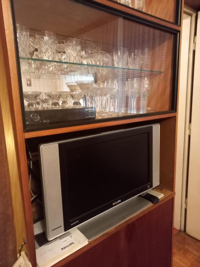 Ferienwohnung ,,Wohnen Wie Zu Grossmutter'S Zeiten'' Viena Exterior foto